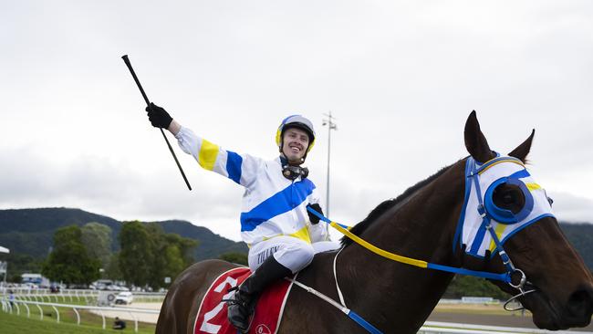 Jockey Les Tilley aboard Namazou after taking out the Cairns Cup. Photo by Emily Barker