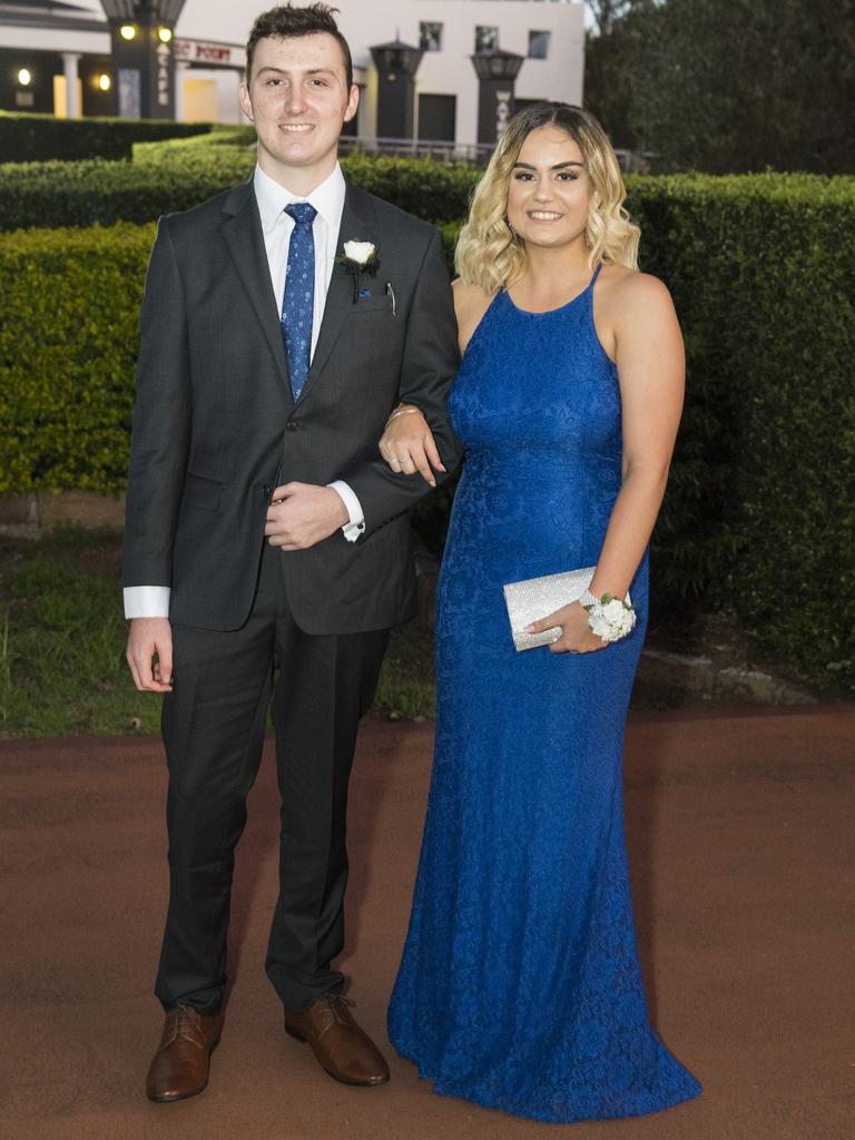 Toowoomba Formals: St Mary’s College Toowoomba Formal Arrivals At 