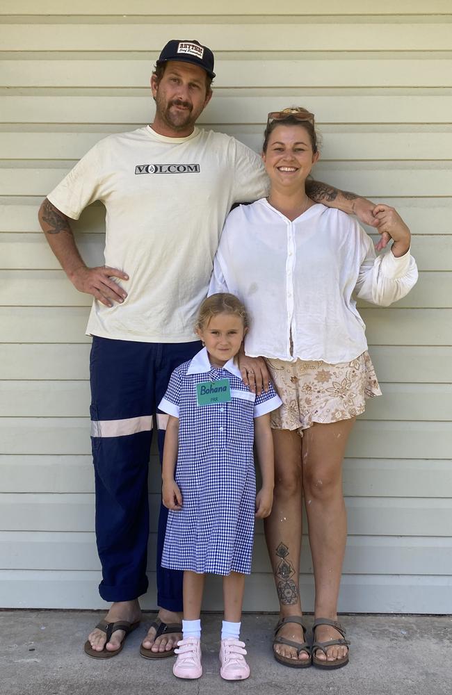 Shynae, Jimmy and Bohana Fleming ahead of the first day of school at Coolum State School in 2023. Picture: Eddie Franklin