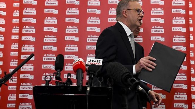 Albo cut his 15 minute conference to 8 minutes on day 3 of the election campaign as he was clearly fearful of being drilled by reporters. Picture: AAP Image/Lukas Coch