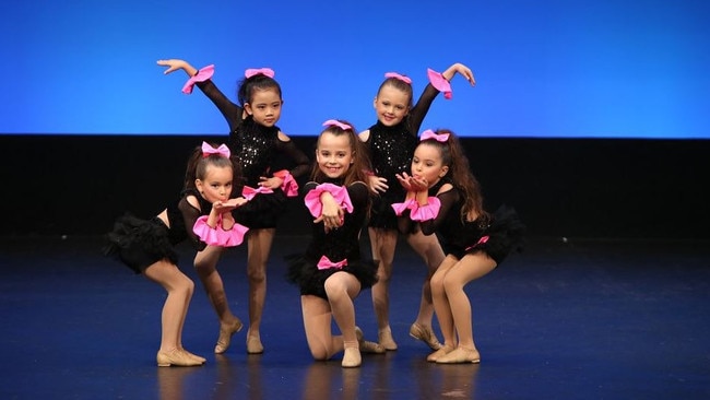 Rize Dance Company at the Gold Coast Eisteddfod. Move Photography by Ryan Kettle.