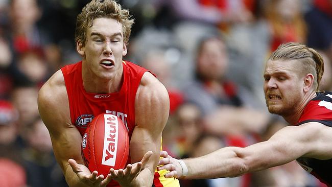 “Lynch would have to be the most loyal player in the AFL to stay at Gold Coast past 2018”. Picture: Wayne Ludbey