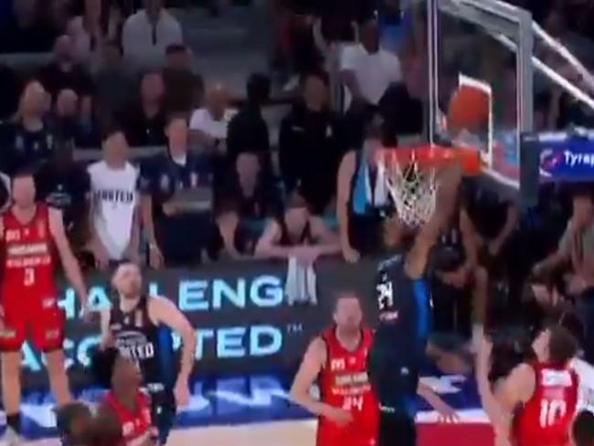 The controverial goaltend at the end of NBL semi-final thriller.