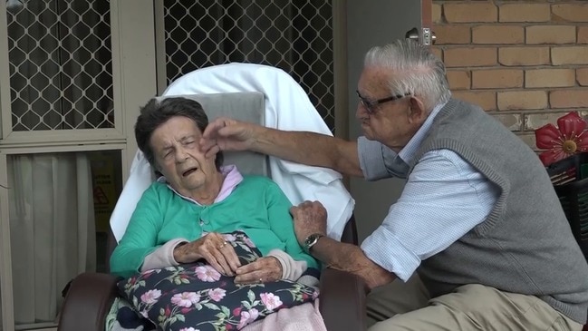 Elderly Man in Queensland Brings Wife Her Favourite Foods Every Day on His Mobility Scooter