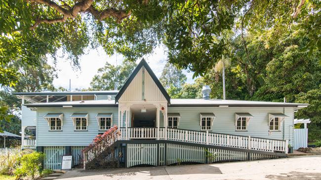 Halse Lodge which has become a backpackers hotel.