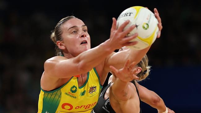 PERTH, AUSTRALIA - OCTOBER 27: Liz Watson of Australia receives a pass during game three of the Constellation Cup between Australia Diamonds and Silver Ferns at RAC Arena on October 27, 2024 in Perth, Australia. (Photo by Paul Kane/Getty Images)