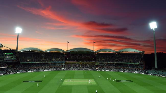 Adelaide Oval is ready to pounce on the Boxing Day Test. Picture: AAP/Dave Hunt