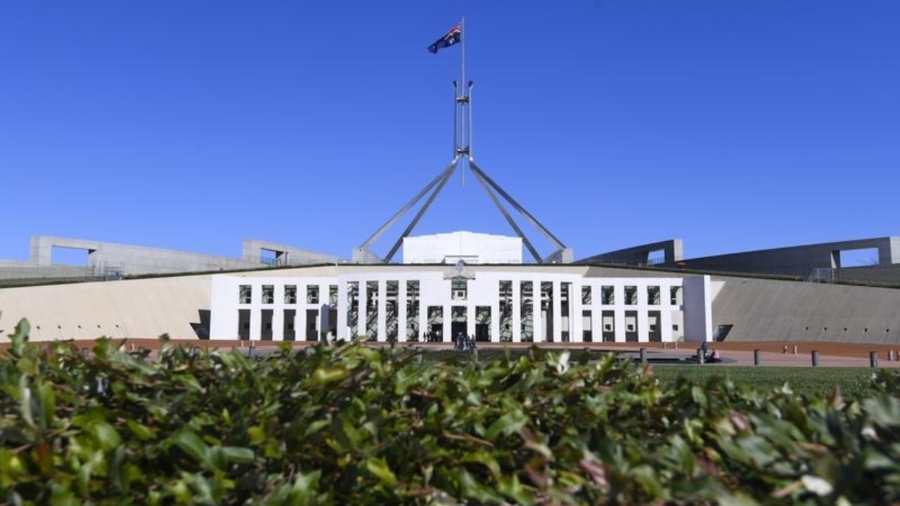 Midde East war hangs over Australian parliament