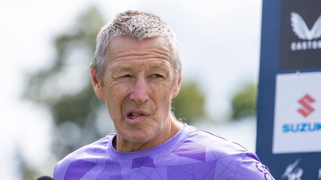 Start of NRL season. Coach Craig Bellamy. Speaking with players at training. Picture: Jason Edwards