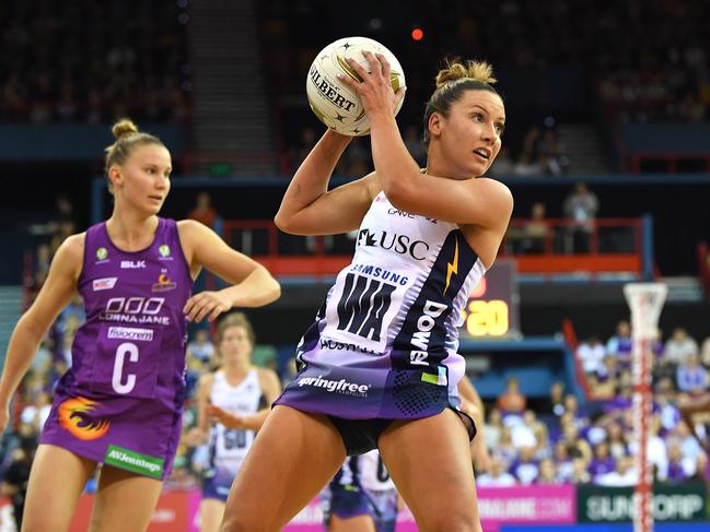 Kelsey Browne of the Lightning during the Super Netball Minor Semi Final match between the Queensland Firebirds and the Sunshine Coast Lightning at the Brisbane Entertainment Centre in Brisbane, Sunday, August 12, 2018. (AAP Image/Dave Hunt) NO ARCHIVING, EDITORIAL USE ONLY