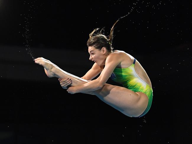 Maddison Keeney of Australia during the Womens 3m Springboard Final on day four of diving competition at the XXI Commonwealth Games at the Gold Coast Aquatic Centre on the Gold Coast, Australia, Saturday, April 14, 2018. (AAP Image/Dave Hunt) NO ARCHIVING, EDITORIAL USE ONLY