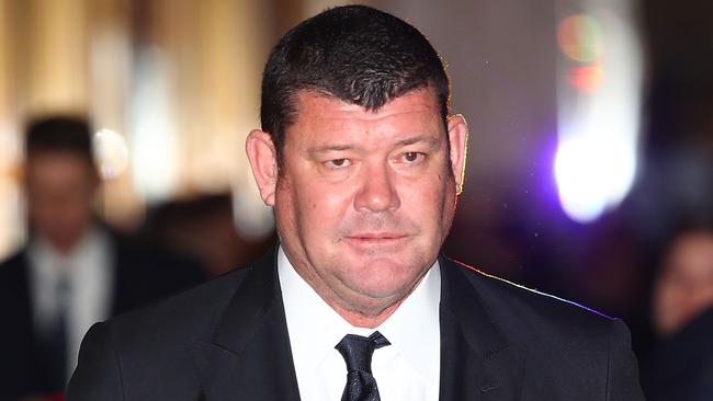 MELBOURNE, AUSTRALIA - OCTOBER 26:  James Packer of Crown Resorts leaves after attending the Crown Resorts annual general meeting on October 26, 2017 in Melbourne, Australia. The AGM comes just a week after Independent MP Andrew Wilkie used parliamentary privilege to accuse Crown of misconduct, including allegations of allege of tampering with gaming machines to increase profits.  (Photo by Scott Barbour/Getty Images)