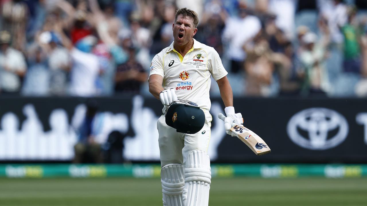 MELBOURNE, AUSTRALIA - DECEMBER 27: David Warner of Australia celebrates a double century during day two of the Second Test match in the series between Australia and South Africa at Melbourne Cricket Ground on December 27, 2022 in Melbourne, Australia. (Photo by Darrian Traynor/Getty Images)