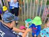 Kindergarten cops: Bundy police receive cookies from youngsters