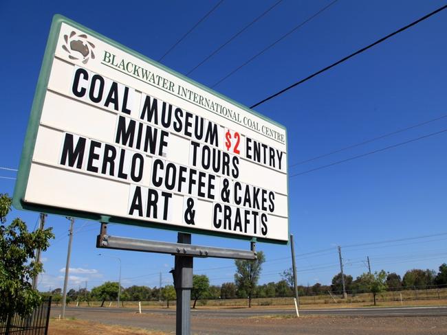 The empty highway behind the Coal Museum.