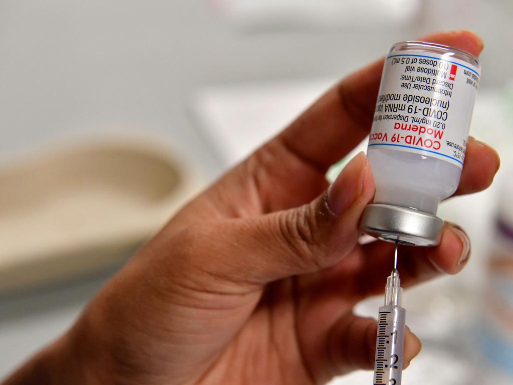 International travellers will no longer have to prove they have been vaccinated. Photo: Georges Gobet/AFP.