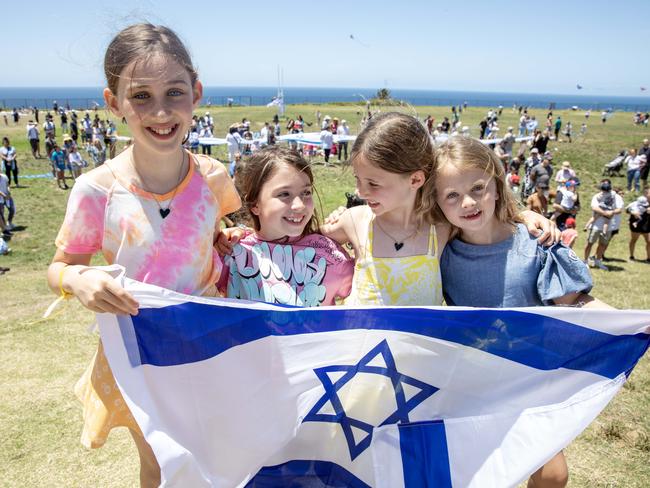 19-11-2023 - Hundreds of members of SydneyÃ¢â¬â¢s Jewish community come together for the Kites of Hope event, calling for the swift and safe return of 240 hostages held by Hamas, including 30 children. Pictured are Lilah, 9, Ivy, 7, Elly, 7, Lyla, 7. Picture: Liam Mendes / The Australian