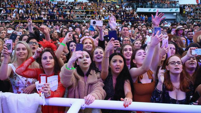 Hundreds flocked to watch the former One Direction star perform after the bgi race. Picture: Mark Evans/Getty Images