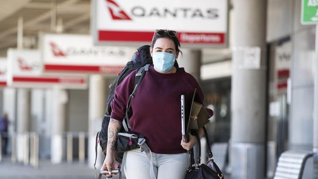 Elizabeth Morris has moved to Queensland from Prahan in Melbourne. She is going into two weeks mandatory quarantine. Picture: News Corp/Attila Csaszar