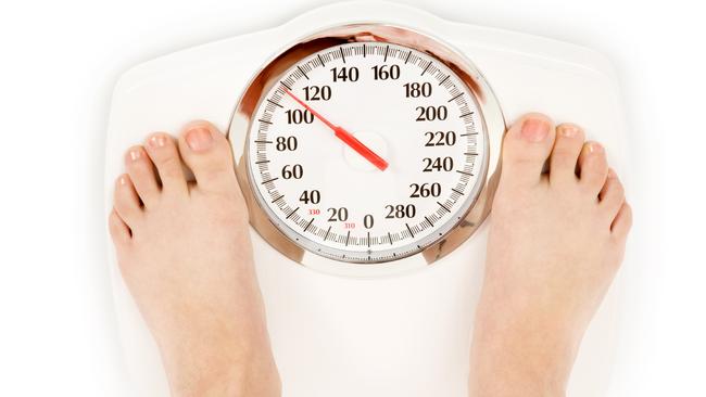 Ditch fad diets says Dr Fuller. Picture: iStock