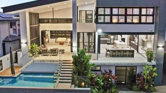 136 Harbour Drive, Trinity Park