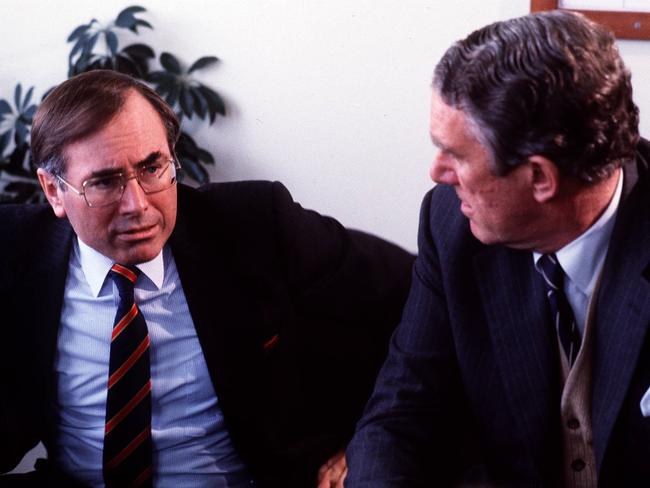 PFederal Treasurer John Howard (L) and Prime Minister Malcolm Fraser in Canberra, 17/08/1982. Pic ex Brisbane Sun.