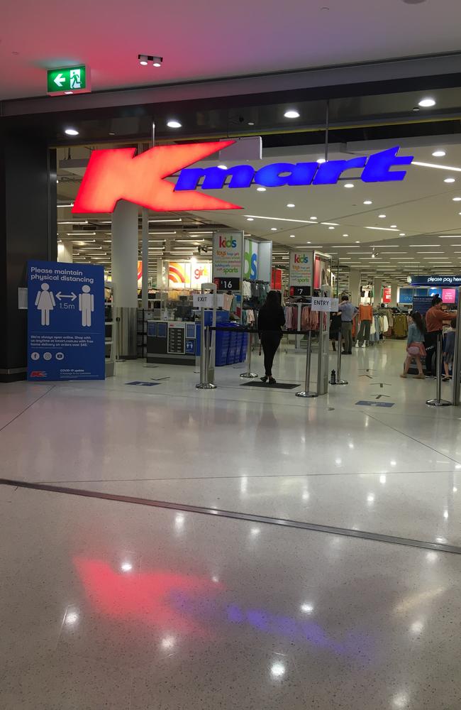 Scenes from Westfield Garden City after a COVID warning. Picture: Attila Csaszar