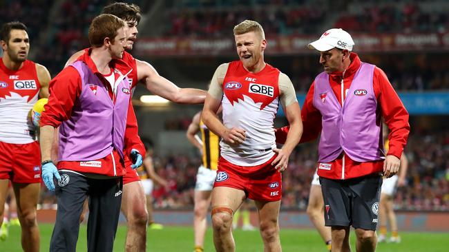 Dan Hannebery is hurt against the Hawks. Picture: Getty Images