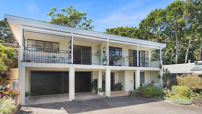 This home in The Serpentine, Ballina, sold for $2.5 million last month, which was $560,000 above reserve.