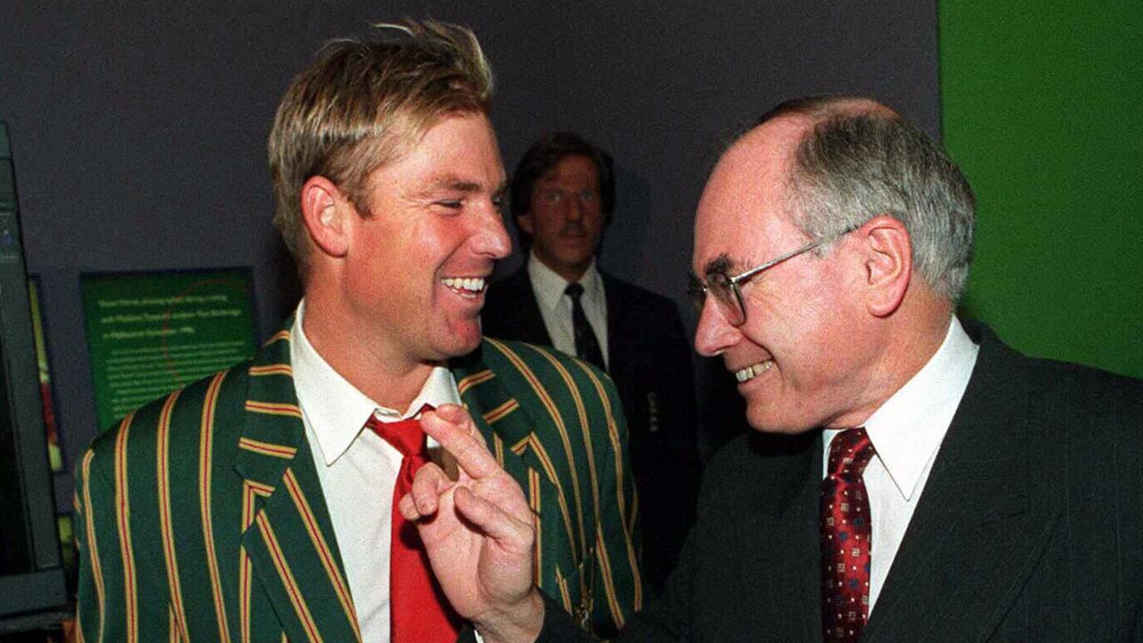 Shane Warne chats to then Prime Minister John Howard.