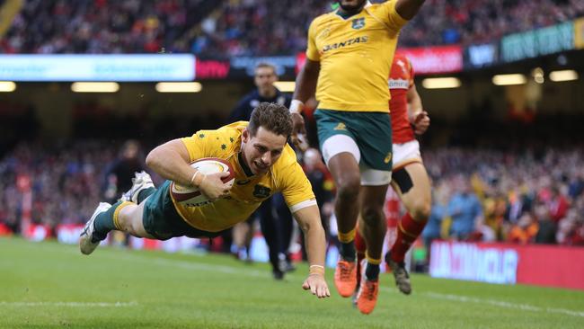 The Wallabies have got off to the perfect start in their grand slam tour of the United Kingdom.