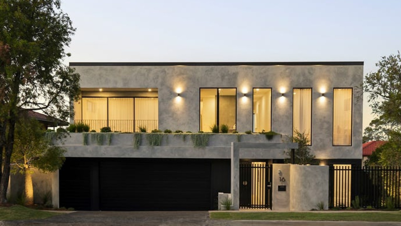 16 Indus Street, Camp Hill