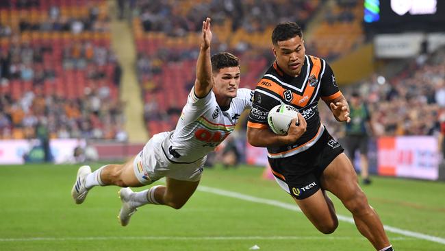 Nathan Cleary had a tough night out at Suncorp Stadium. (AAP Image/Darren England) 