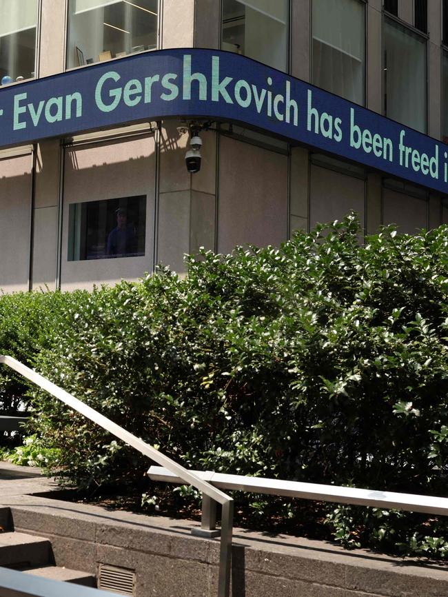 The Fox News ticker announces the release of Wall Street Journal journalist Evan Gershkovich. Picture: AFP.