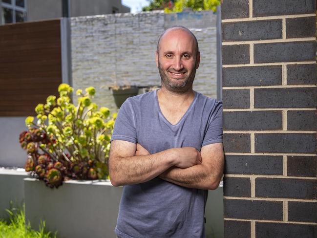 MELBOURNE, AUSTRALIA - Herald Sun Photos January 12th, 2021: Thanks a Million - Adam Glezer became a consumer advocate helping hundreds of people to get money back from cancelled holidays during 2020. Picture by Wayne Taylor