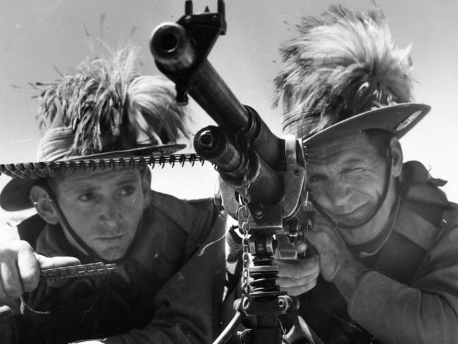 Australian Army machine gunners. Machine gun firing at Port Range by Light Horsemen from Gawler Camp. Undated. Hodgkins Gun, the regular equipment of the Light Horse Brigade. (Copyright The Advertiser photograph Krischock)