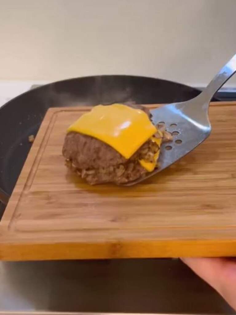 She included a half a slice of smoked cheese on each patty. Picture: TikTok/@bechardgrave