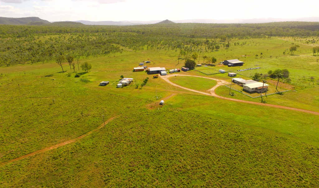 SELLING UP: An aerial view of the homestead of Clive Palmer’s Marlborough cattle property, Mamelon Station. It will be auctioned next month as Queensland Nickel administrators look to reduce the company’s surplus assets. INSET: Clive Palmer. Picture: Contributed