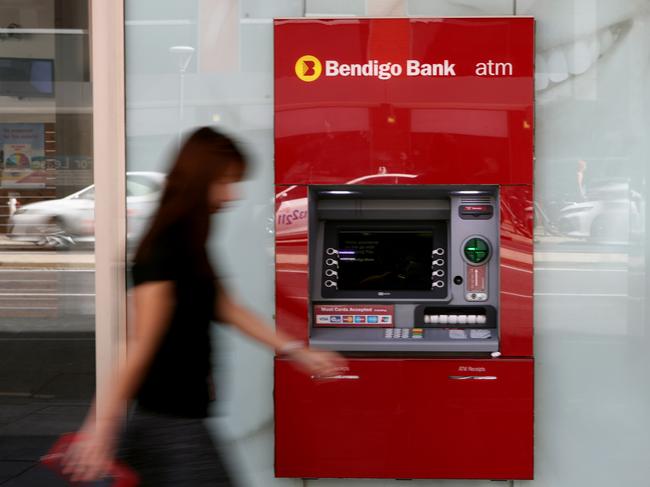 A generic photo of a Bendigo Bank in Adelaide, Monday, February 17, 2020. Bendigo and Adelaide Bank has launched a $300 million capital raising and slashed its interim dividend as rising costs weigh heavily on its first-half result. (AAP Image/Kelly Barnes) NO ARCHIVING