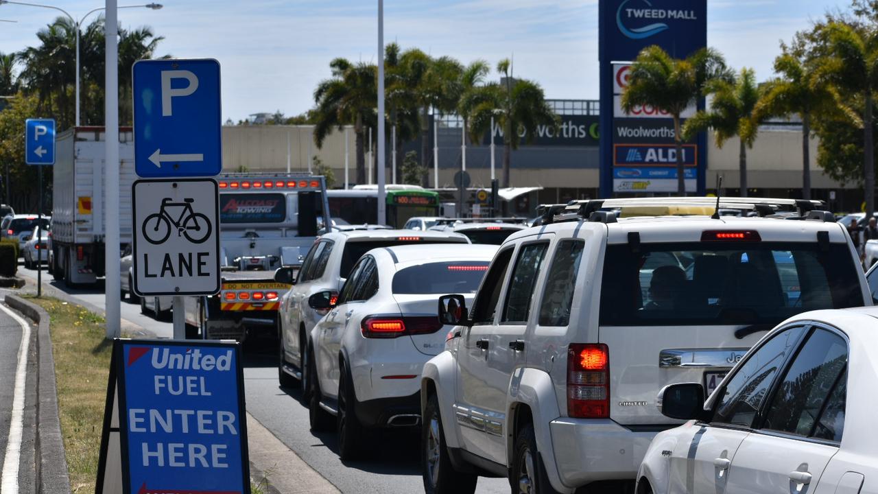 Traffic mayhem about 10.30am along Wharf St, Tweed Heads heading into the Griffith St Coolangatta checkpoint when the border bubble expanded on October 1, 2020. Photo: Jessica Lamb