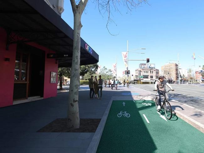 Oxford St artist impression of future bike lanes