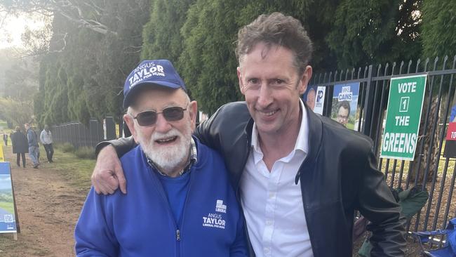 Member for Whitlam, Stephen Jones, with former member Michael Baume at Mittagong Public School. Picture: Niki Iliagoueva