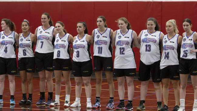 Defending women's champions Mornington. Photo: Basketball Victoria.