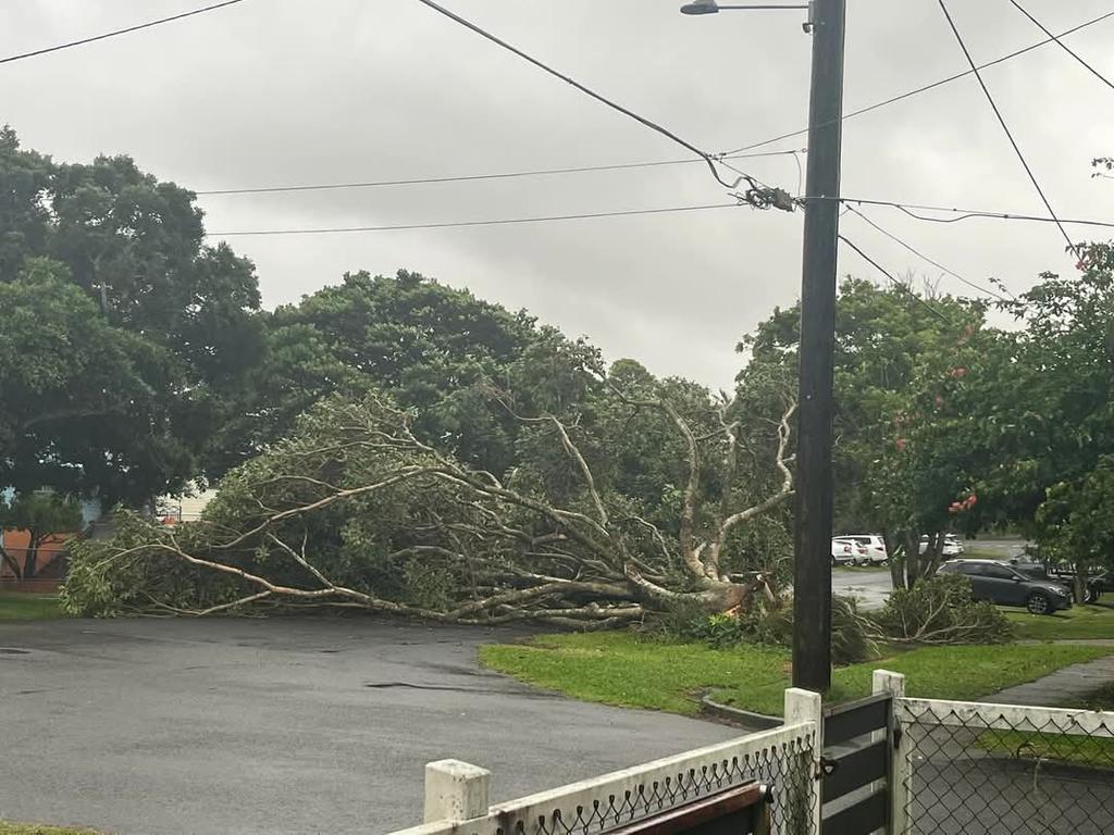 Cyclone Alfred hits Brisbane. Picture: Anne Farrow, Sandgate