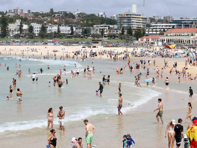 SYDNEY, AUSTRALIA - NewsWire Photos JANUARY 1, 2023: People pictured at Bondi Beach on the 1st day of 2023.Picture: NCA NewsWire / Damian Shaw