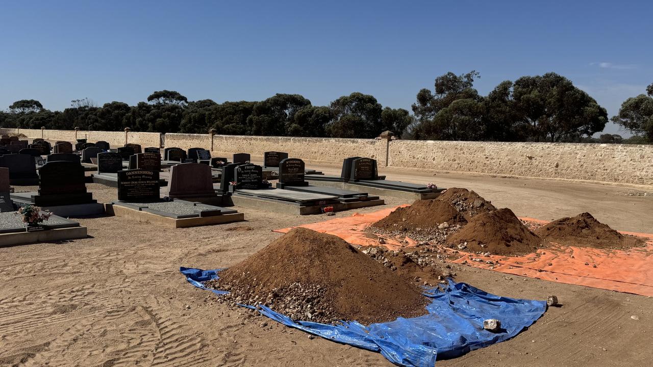 Police probe after mysterious bones found at SA cemetery