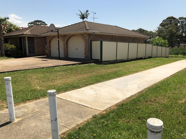 The footpath on Dowland St to the park. The asbestos is beyond the corner. Picture: Tony Ibrahim