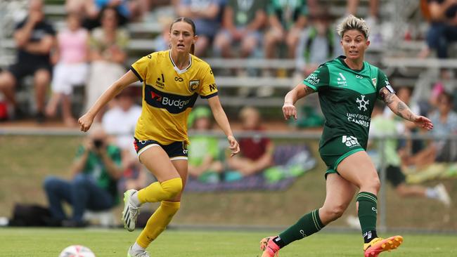 Michelle Heyman (R) looms as the biggest loser in Sam Kerr’s imminent return. Picture: Getty