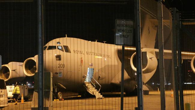 The RAAF C-17 aircraft landed at Sydney Airport overnight and patients were taken to the Concord Hospital burns unit. Picture: Bill Hearne