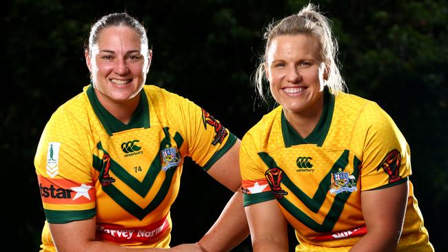 Jillaross team mates Steph Hancock and Renae Kunst at Suncorp Stadium. Pics Adam Head